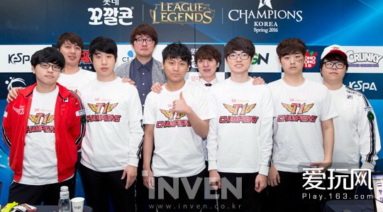 比赛中展现 比赛中展现