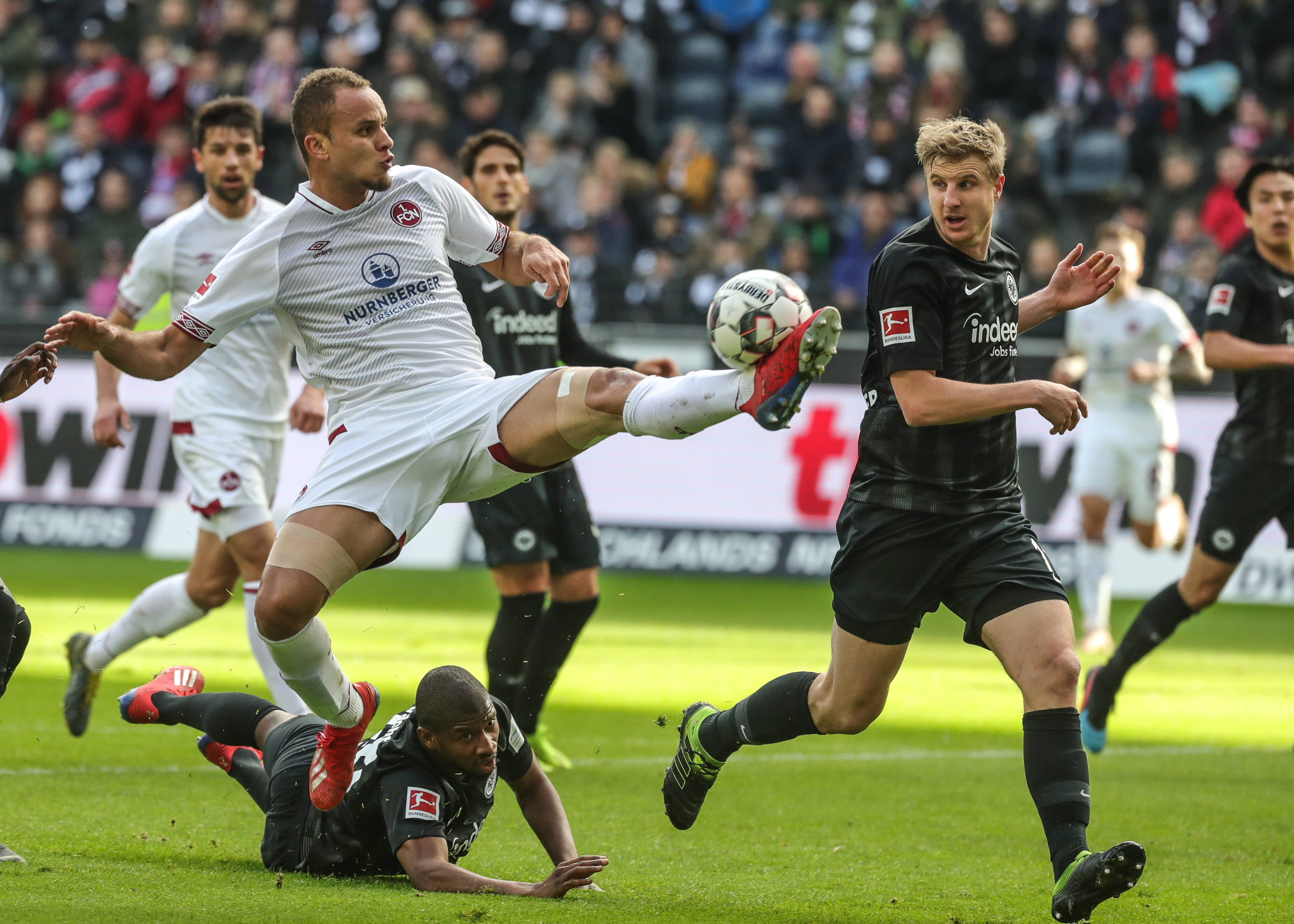 展现了足球 展现了足球