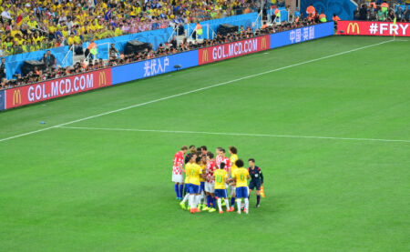 众席到紧绷 众席到紧绷